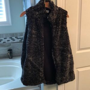super soft vest with pockets